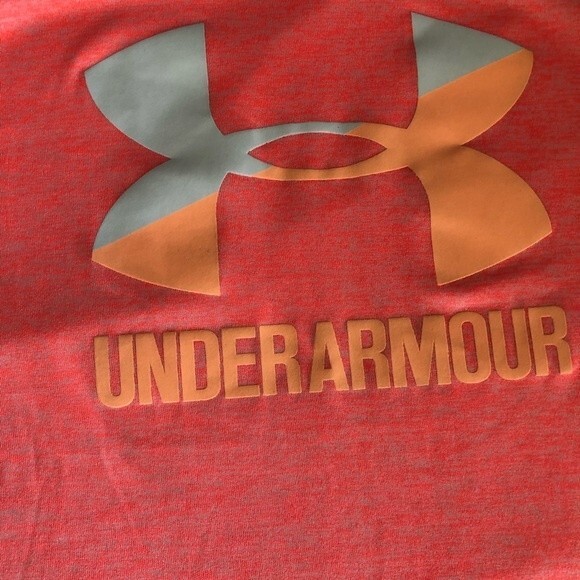 Youth extra large under armour shirt - Picture 2 of 5